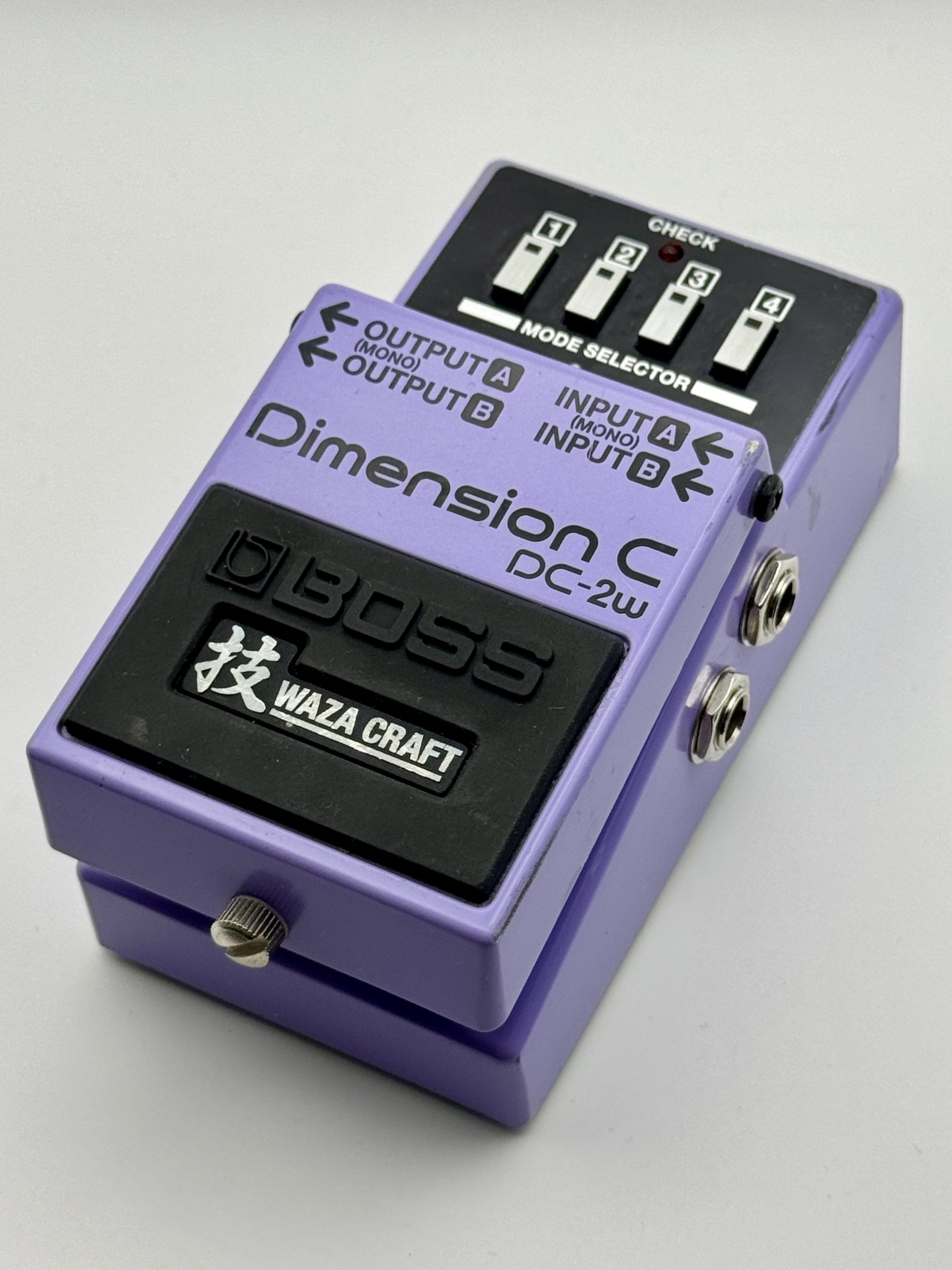 BOSS DC-2W Chorus Педал Втора Употреба