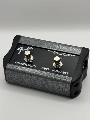 Fender 2-Button Footswitch Channel / Drive-More Drive (P/N 0079606000) Switch Педал Втора Употреба